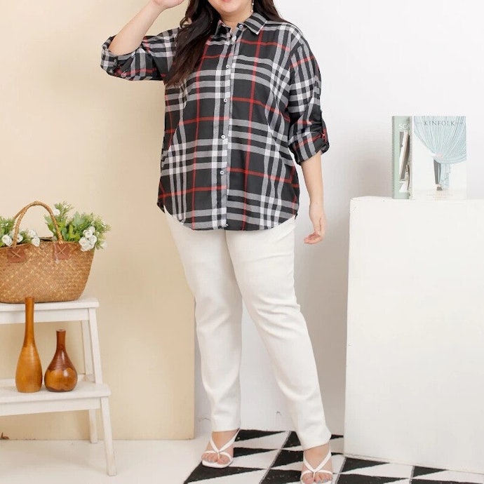 Tips mix and match OOTD kemeja kotak-kotak