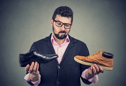 Tips memadukan sepatu chukka boots pria