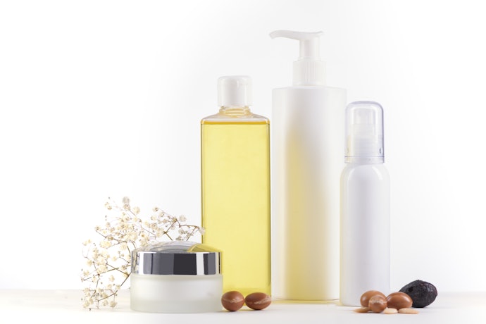 Bagaimana cara pakai cleansing oil yang benar?
