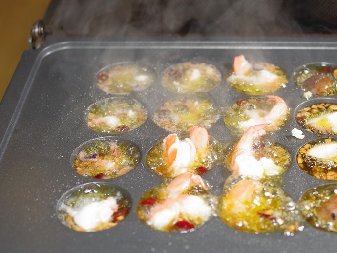 Mencoba resep camilan lainnya dengan cetakan takoyaki