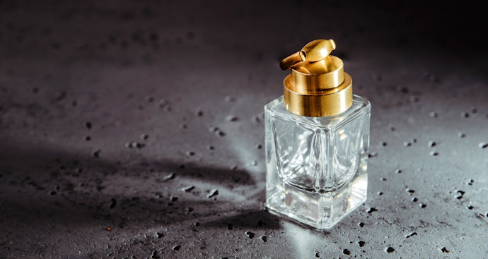Bagaimana cara menyimpan parfum yang benar?