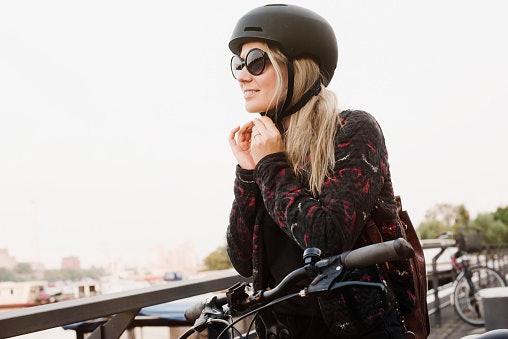 Tips memakai dan merawat helm sepeda BMX