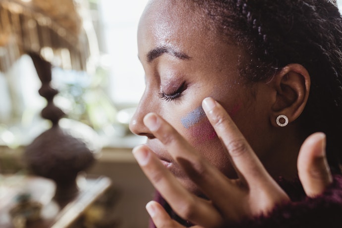 Tips memakai blush on cair