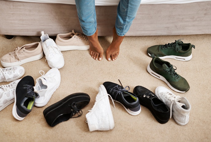 Tips menjaga sepatu dari aroma tidak sedap