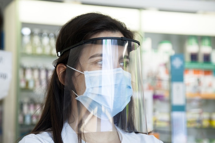 Penggunaan face shield yang tepat