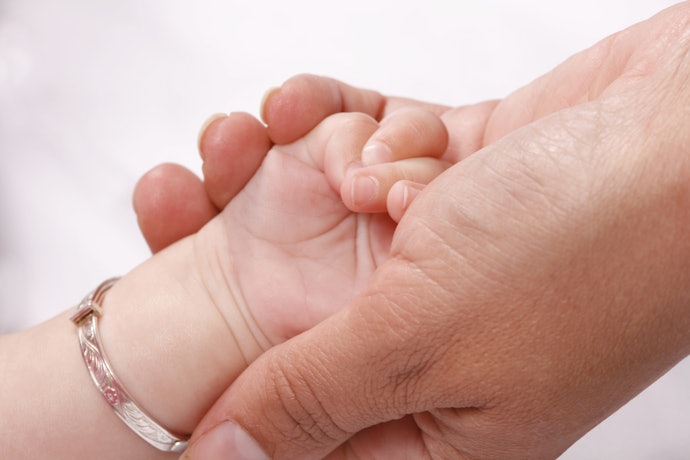 Cara mengukur tangan bayi yang benar