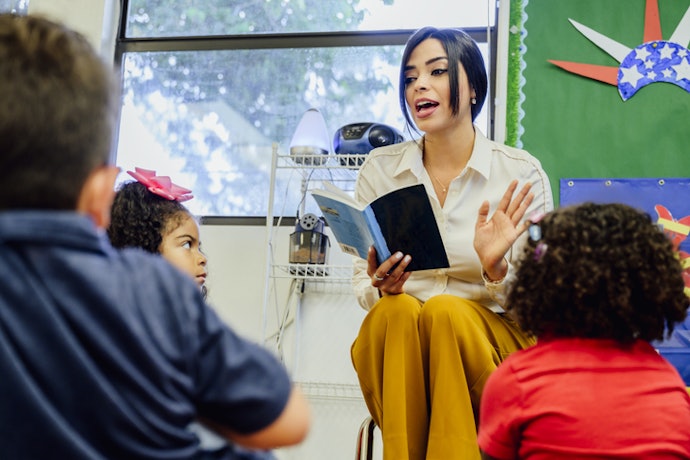 Tips membacakan buku cerita untuk anak