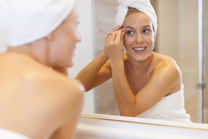 Tips mencabut rambut agar tidak terjadi iritasi pada kulit