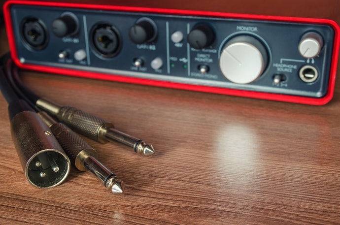 Hubungkan dengan PC melalui bantuan audio interface