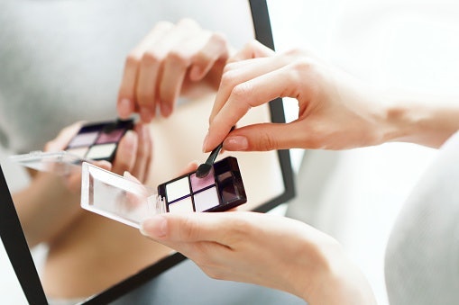Tips Memakai Eyeshadow Matte