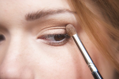 Tips menggunakan eyeshadow
