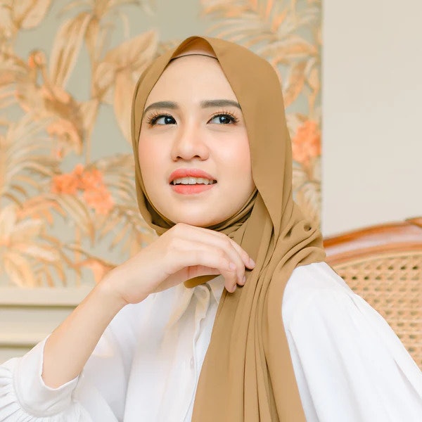 Tutorial memakai hijab pashmina yang trendi