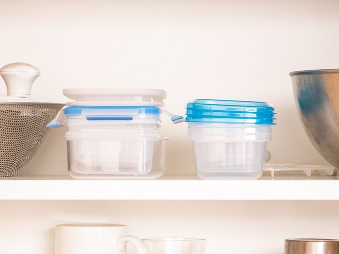 Metode penyimpanan food container yang rapi