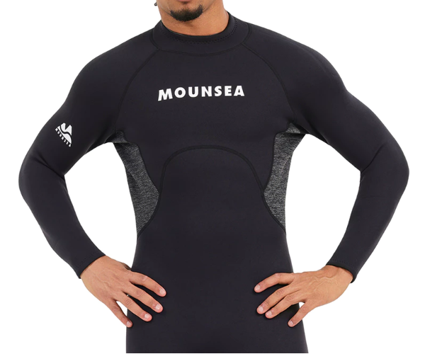 Apakah snorkeling harus pakai baju selam?
