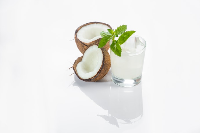 Apa manfaat air kelapa?