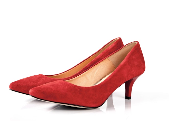 Apa perbedaan kitten heels dengan sepatu heels lainnya?