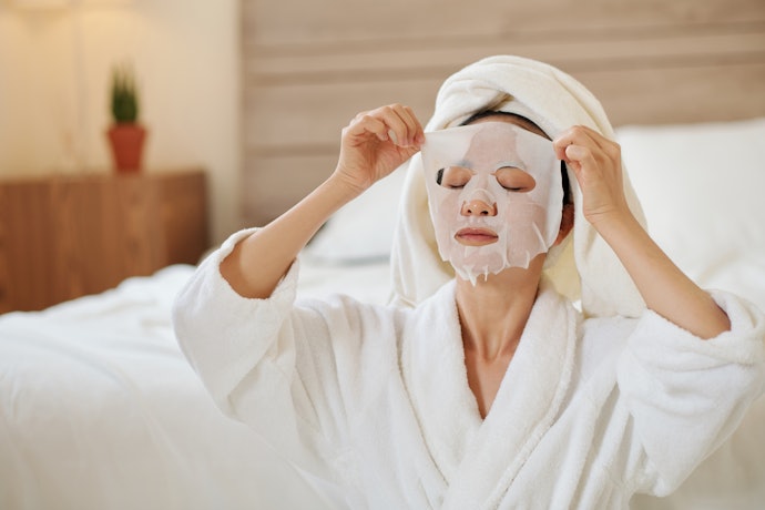 Apakah sheet mask dapat mengecilkan pori-pori?
