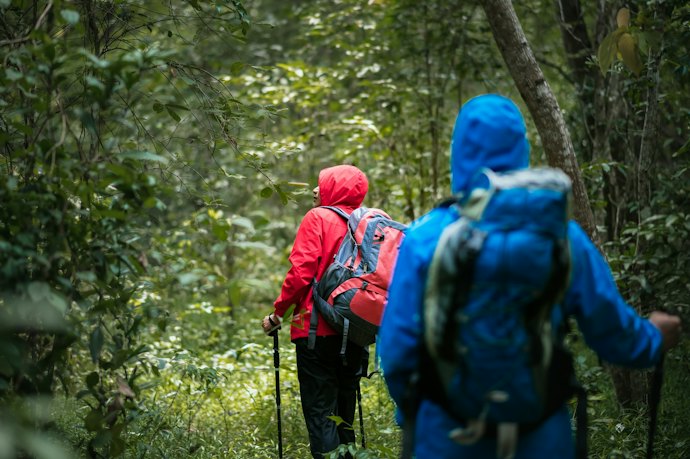 Apa jas hujan yang bagus untuk naik gunung?