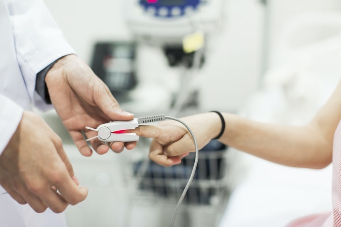 Bagaimana cara pakai oximeter yang benar agar hasil akurat?