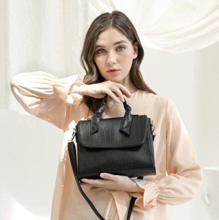 Mayonette: Tas lokal dengan gaya ala Korea