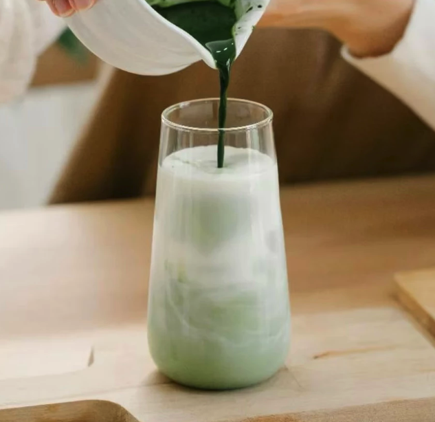 Apa perbedaan matcha dan green tea?