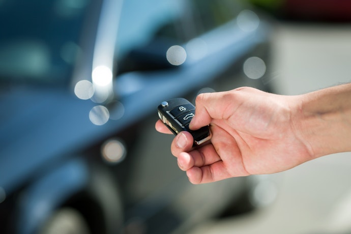 Kapan perlu mengganti alarm mobil?