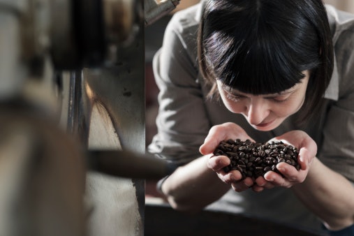 Berapa lama proses roasting kopi?