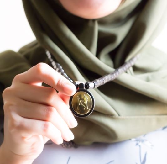 Apa manfaat kalung kesehatan?