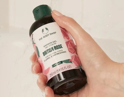 Apa kelebihan body wash The Body Shop?