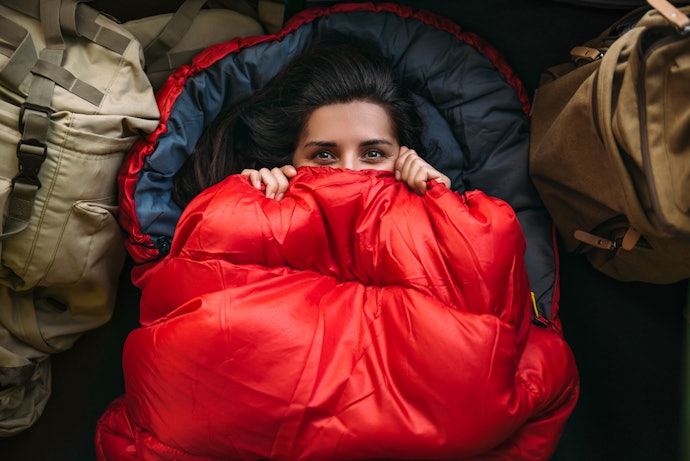 Apa kelebihan dan kekurangan sleeping bag bulu angsa?