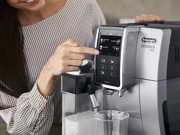 Mengenal keunggulan mesin kopi DeLonghi