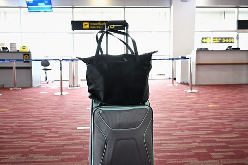 Apa itu carry-on bag?