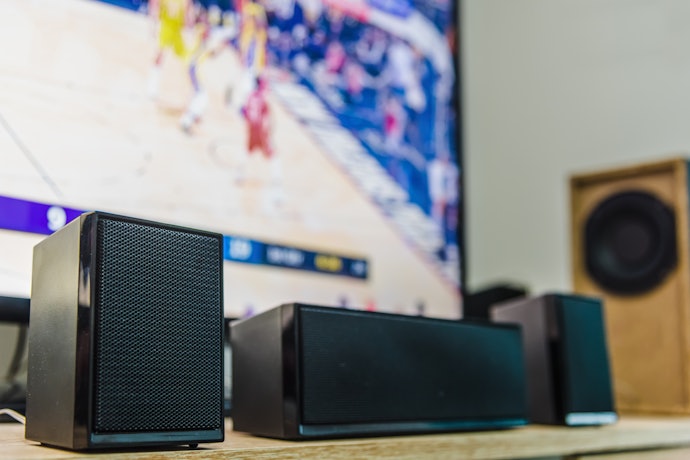 Apa bedanya soundbar dengan home theater?