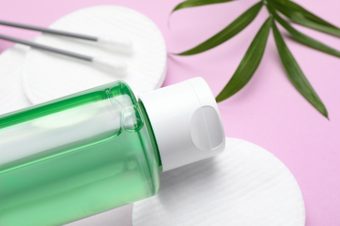 Apa kelebihan micellar water non alkohol?