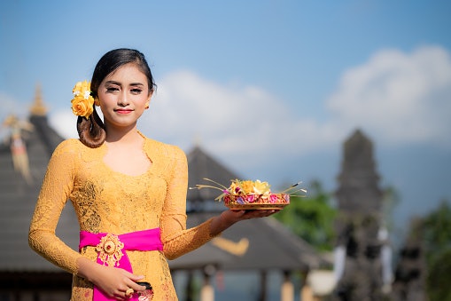 Apa ciri khas kebaya Bali?