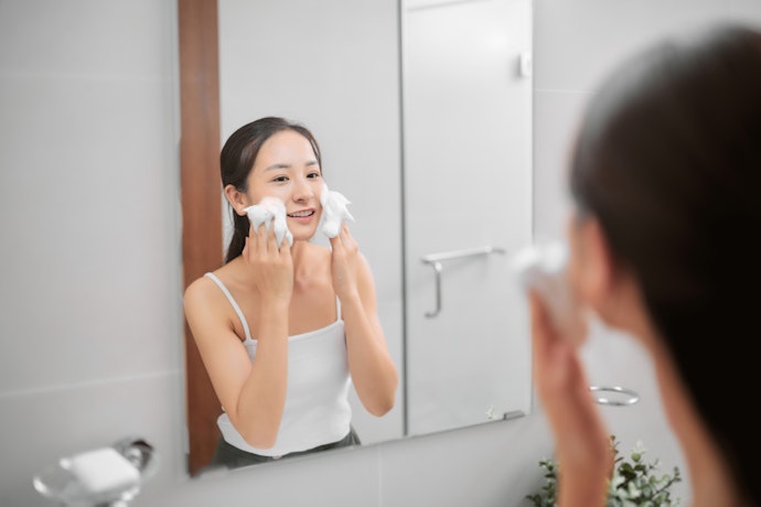Apa perbedaan facial wash lokal dan luar?
