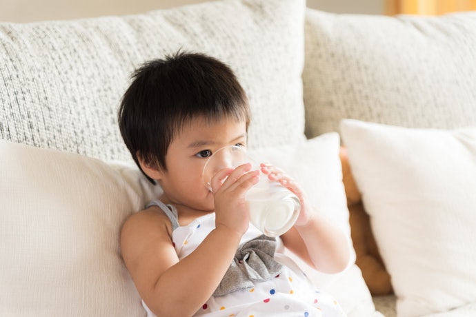 Apakah anak umur 1 tahun boleh minum susu UHT?