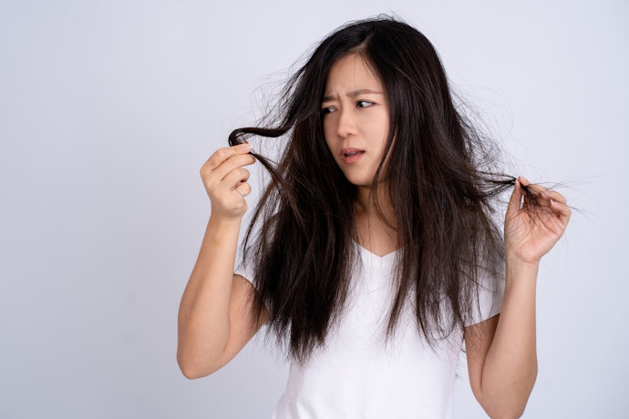 Apakah creambath rambut bisa mengatasi rambut kering?