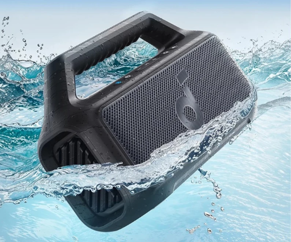 Apakah speaker portable aman untuk penggunaan outdoor?