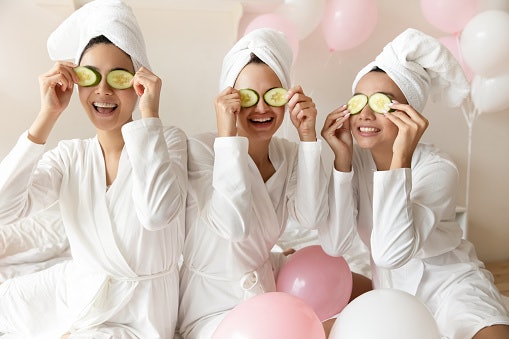 Apa manfaat menggunakan sleeping mask?