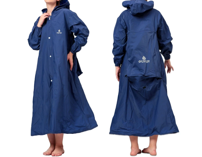 Apa perbedaan jas hujan gamis dengan jas hujan rok?
