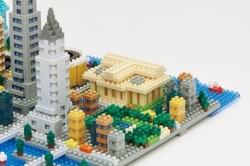 Asyiknya menyusun dan mengoleksi Nanoblock!