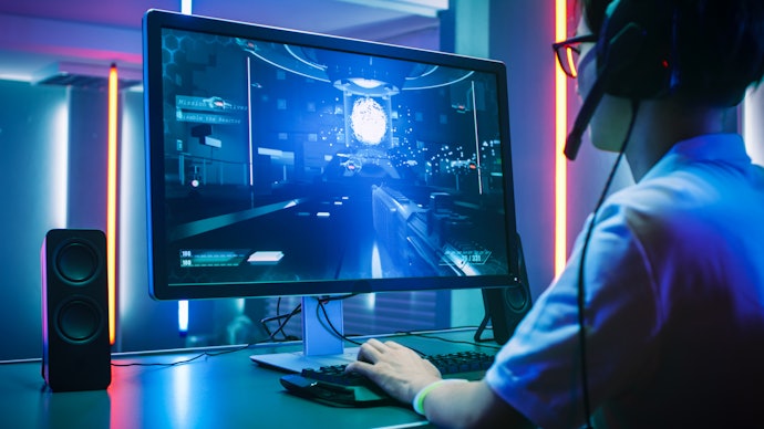 Apa perbedaan monitor gaming dengan monitor biasa?