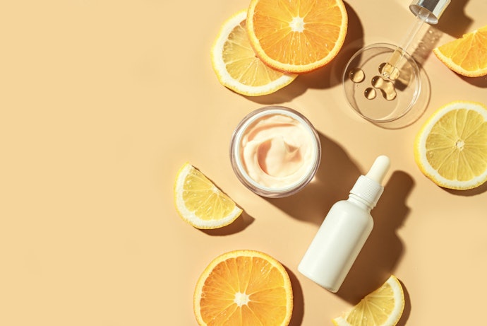 Apa keunggulan serum vitamin C Korea?