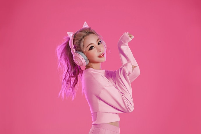 Headset Razer, dari Hammerhead Pro V2 hingga si pink Kraken BT Kitty yang andal untuk gaming