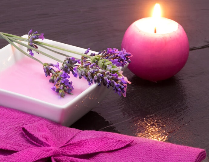 Apa manfaat dari lilin aromaterapi?
