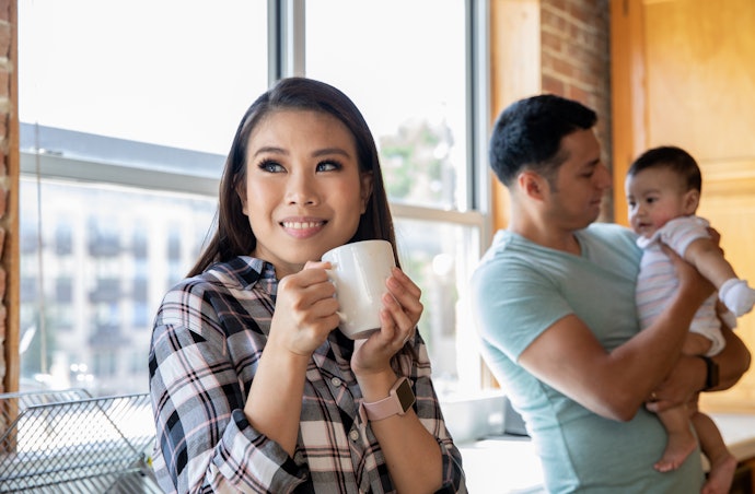 Apakah perlu mengonsumsi minuman khusus untuk ibu menyusui?