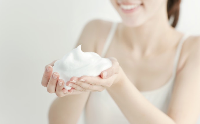Apa bedanya facial foam dan facial wash?