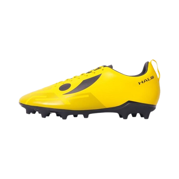 Sepatu bola bisa untuk lapangan apa saja?