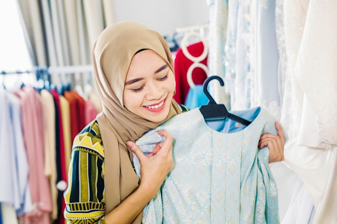 Apa yang membuat gamis berwarna pastel wajib dimiliki?